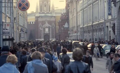 Людей не живущих в москве