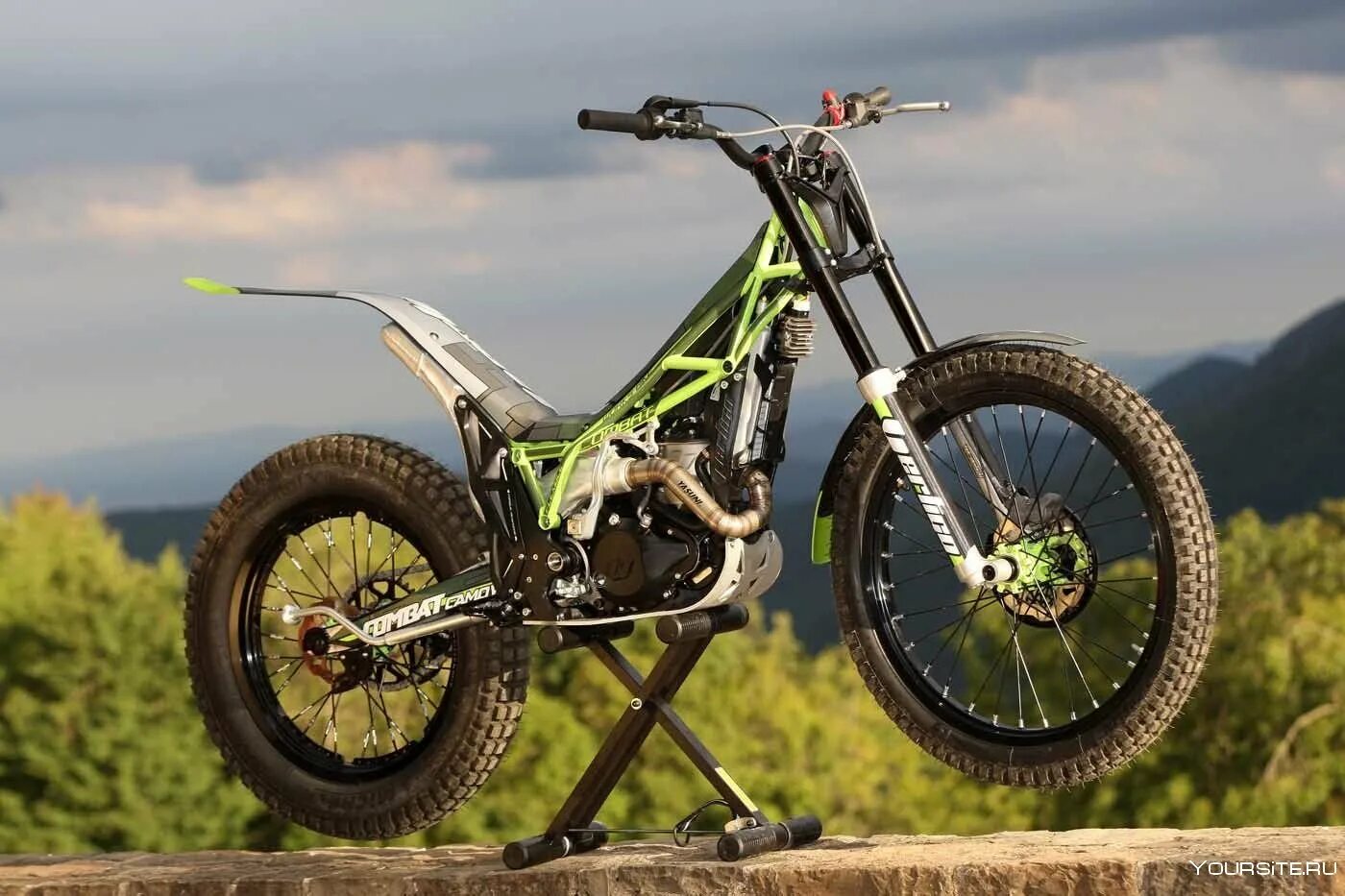 Trial bike. Триальный мотоцикл Vertigo. Мотоцикл для мототриала. Мото триал байк. Триал байк велосипед.