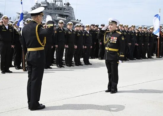 Армейский новороссийск. ЧФ Новороссийская ВМБ. Штаб НВМБ Новороссийск. НВМБ ЧФ Уташ. День Новороссийской военно-морской базы.