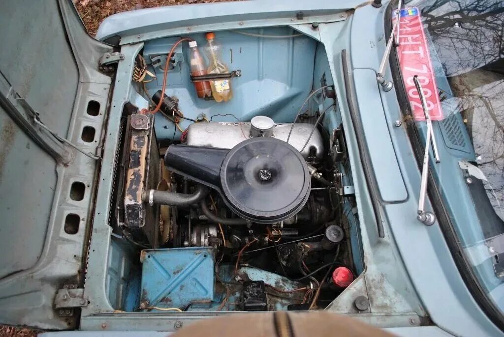 Газ 51 моторный отсек. Packard двигатель v8. Мотор москвич 412. Газ 63 мотор. Мотор москвич 412.