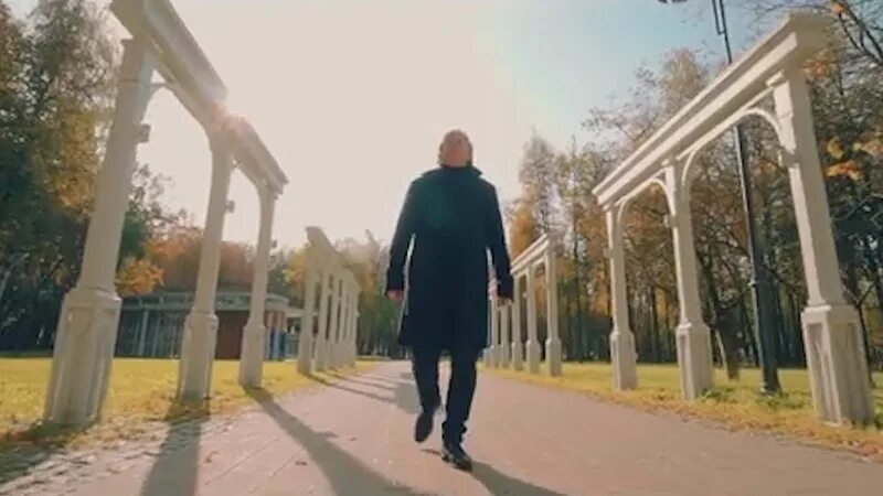Салтыков осень. Салтыков осень клип. Осень 2005. Салтыков осень клип. Миша краснодеревщик клип осень одежда.