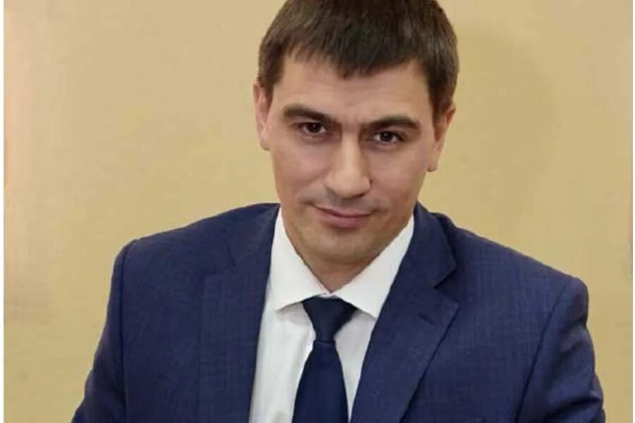 Коновалов игорь анатольевич омгу. Омга ректор. Омга ректор. Замятин ректор омгу. Замятин омск омгу.