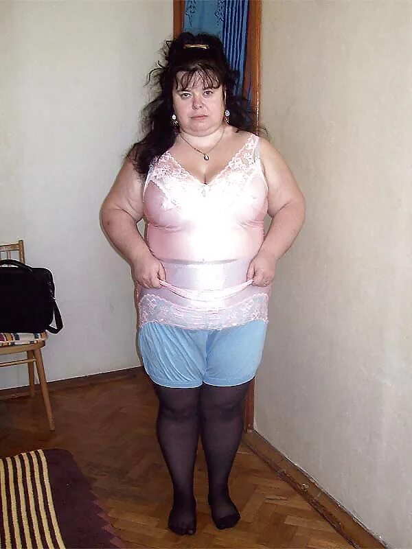Толстушки впонталонах. Пожилые толстые женщины в трусах. Толстушки впонталонах. Толстухи в панталонах. Толстухи в панталонах.