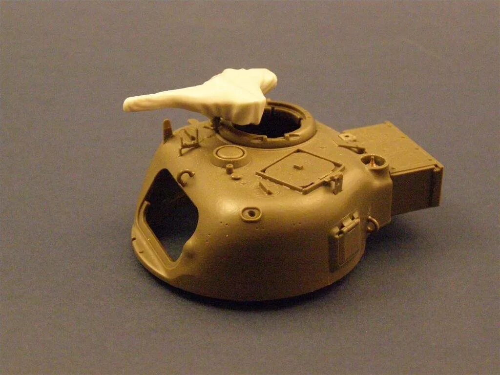 Re35-609 Panzer Art mk2 Commander Cupola for British Tanks. Panzer Art re35-680 - KV-1 “reinforced-toothed” Cast Turret. 50mm 1/35 Resin model Kits Figure colorless and self-assembled td-3048.