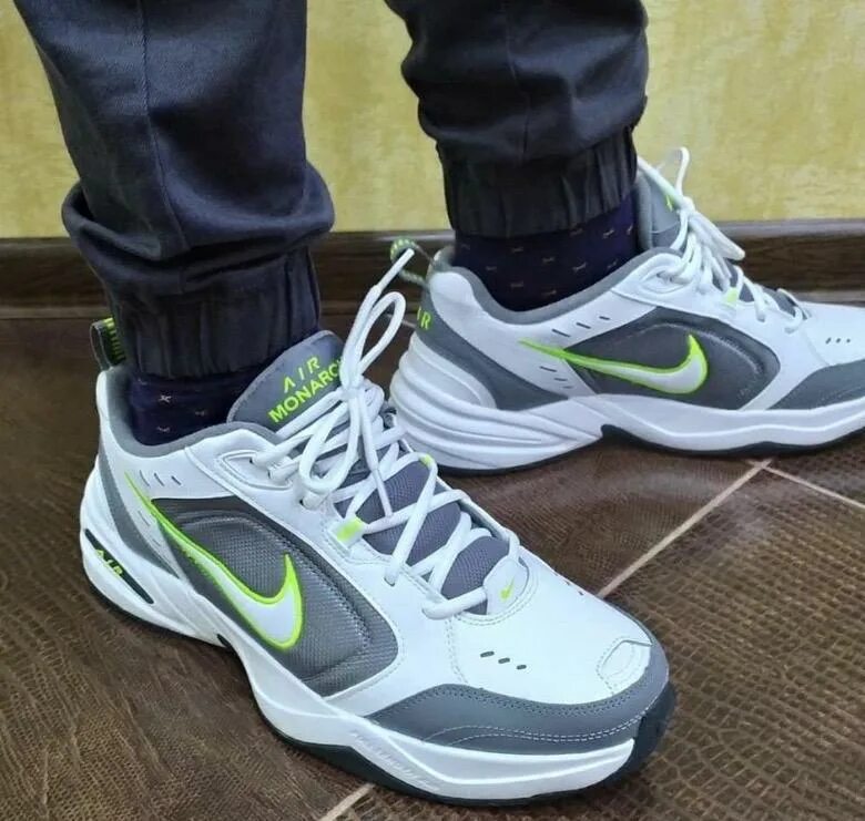 Кроссовки мужские nike air monarch. Найк АИР Монарх 3. Найк АИР Монарх зеленые. Кроссовки Nike Air Monarch 3. Nike Air Monarch зеленые.