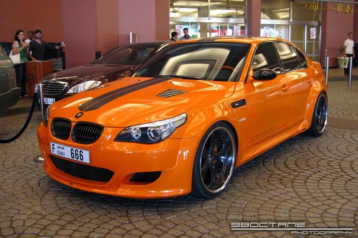 Цвета бмв е60. BMW e60 оранжевый. BMW m5 e60 Lumma. БМВ е60 оранжевая. BMW m5 Lumma.