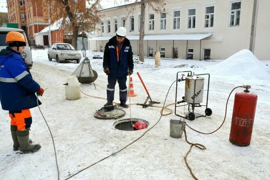 Отогрев водопровода в частном доме. Утепление водопроводных труб в частном доме. Греющий кабель для водопровода наружный саморегулирующийся. Парогенератортдля разморозкт труб. Греющий кабель саморегулирующийся freezstop inside 10-12.