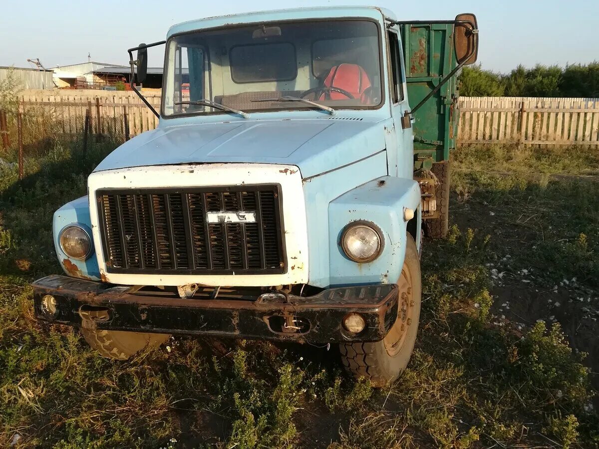 Газ 3307 фургон. Газ 3307 омске. Грузовик газ 3307 бортовой. Газ-3307 грузовой. Газ 3307 бортовой.