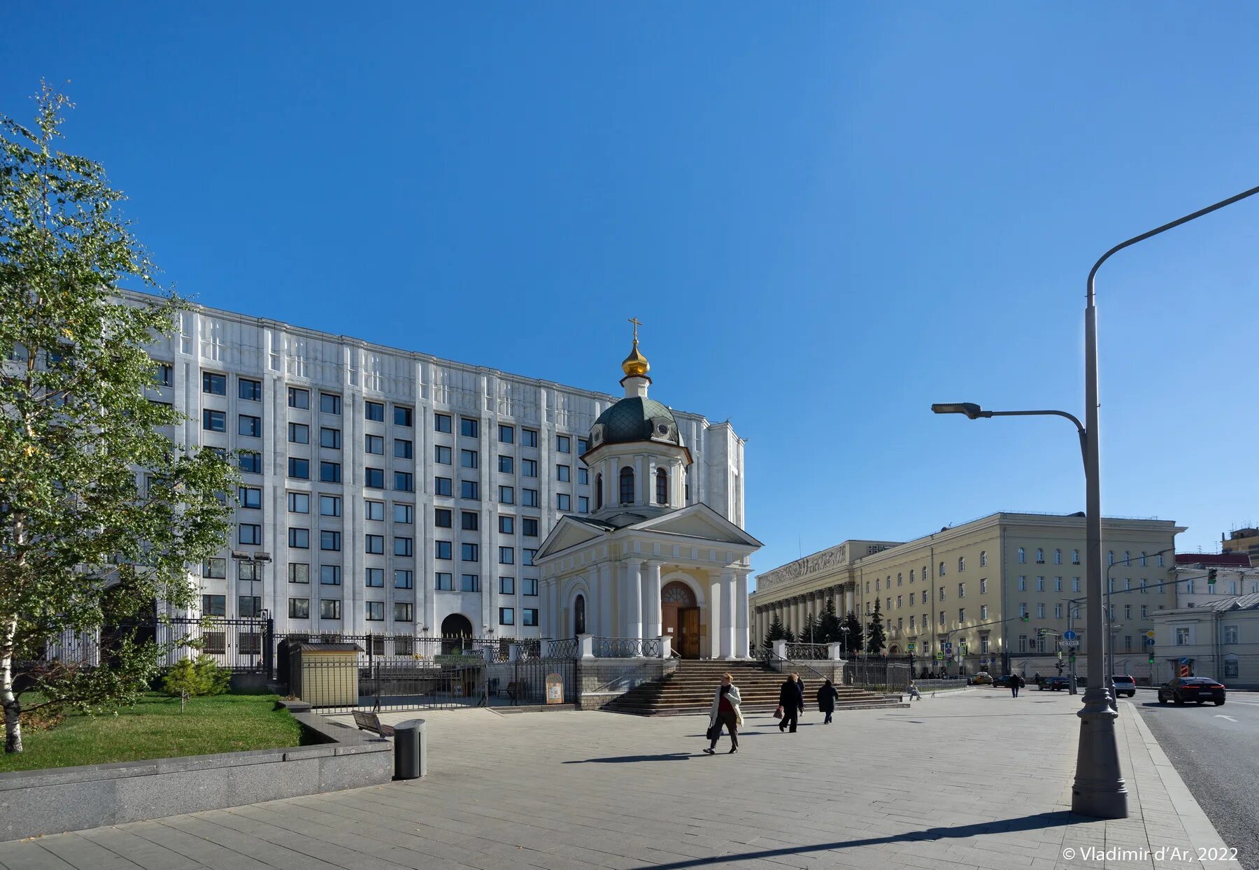 Площадь Арбатские ворота. Храм Бориса и Глеба на Арбатской площади. Арбатская площадь Москва.