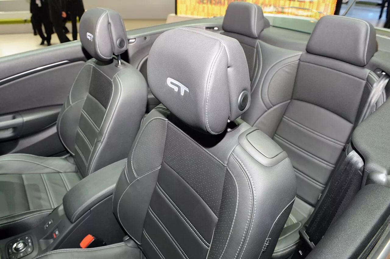 сиденья renault megane rs. Megane coupe gt line 2012. сиденья меган 2. рено меган gt line салон. ковши recaro меган рс.