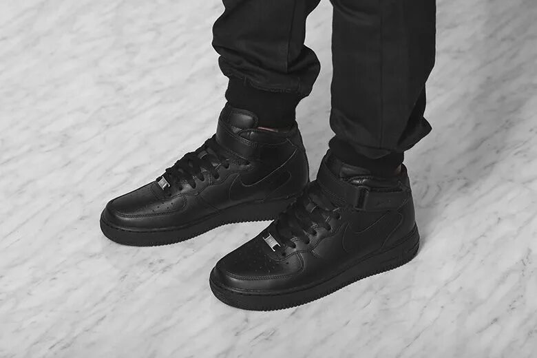 Найк АИР Форс 1 МИД Блэк. Nike Air Force 1 Mid Black. Найк АИР Форс МИД черные. Nike Air Force 1 черные.