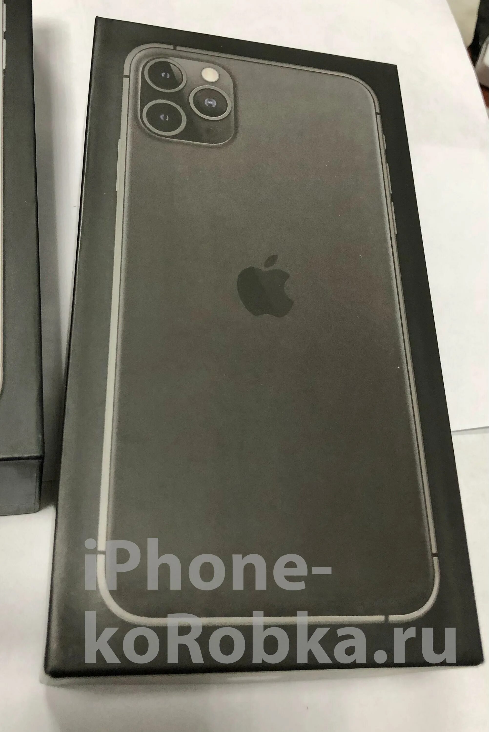 Коробка от айфона 11. Iphone 11 Pro Max Space Gray. Iphone 11 Pro коробка. Iphone 11 Pro Max коробка. Iphone 13 Pro Max коробка.