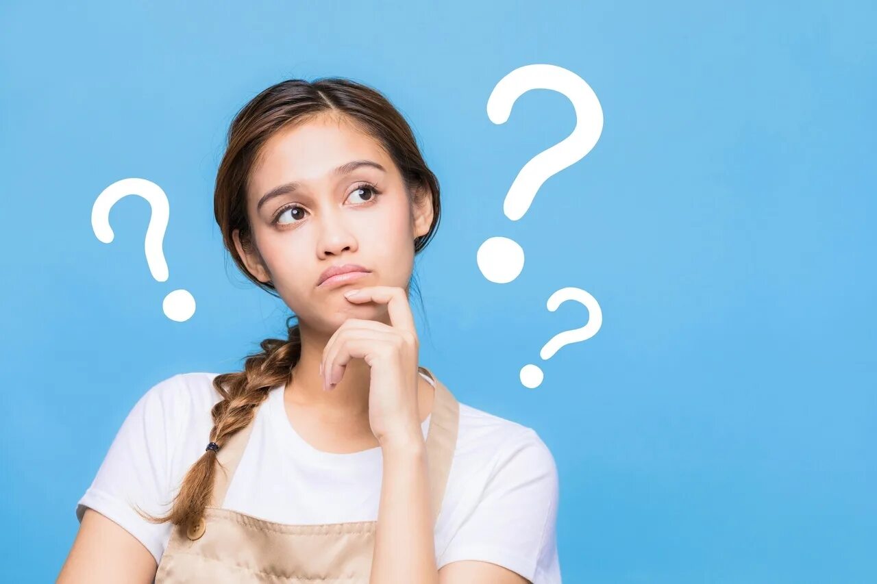 Ask car question. Работник автосалона мужчина. Ask car question. Мужик с вопросительным знаком. Задумчивая девушка.