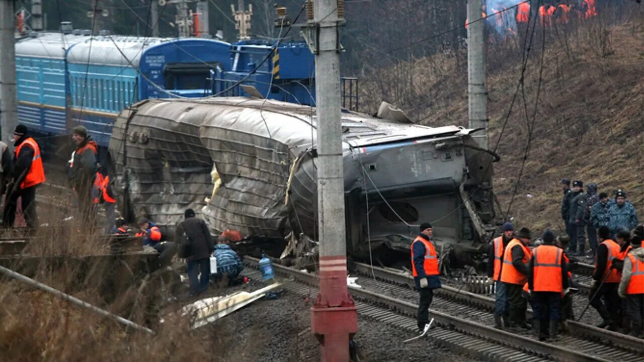 Авария Невского экспресса 2007. Взрыв Невского экспресса 2007. Крушение «Невского экспресса». 4 декабря 2007 год