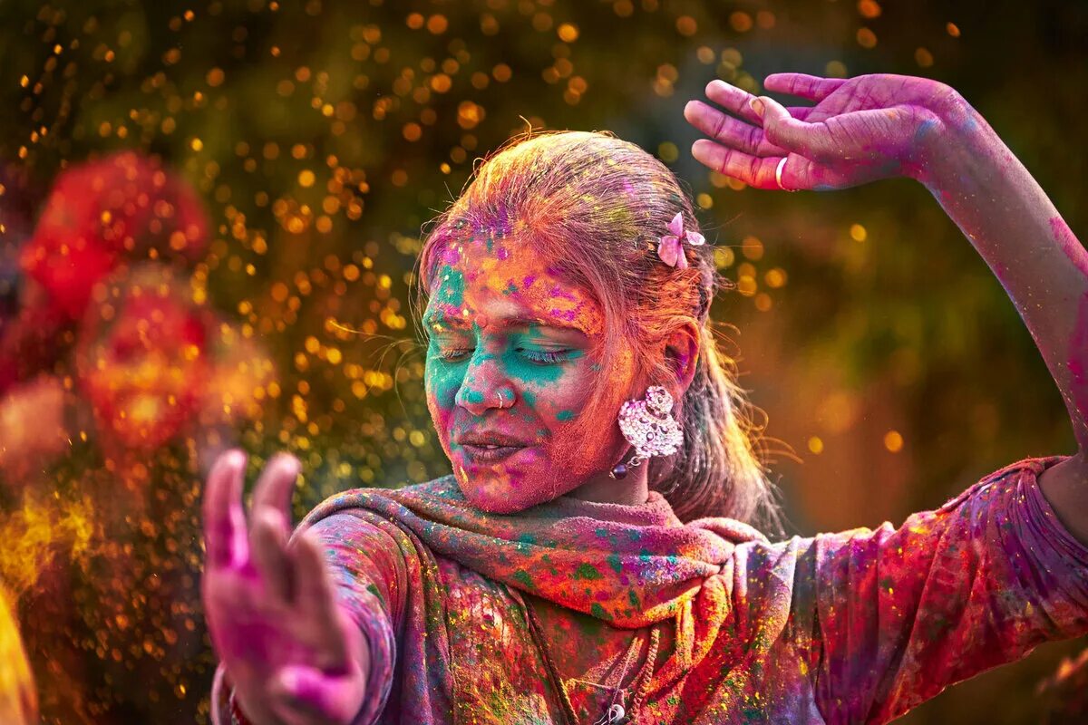 Фестиваль холе. Фестиваль красок Холи в Индии. Праздник красок Холи в Индии. Праздник красок в Индии. Холи — Индуистский фестиваль весны.