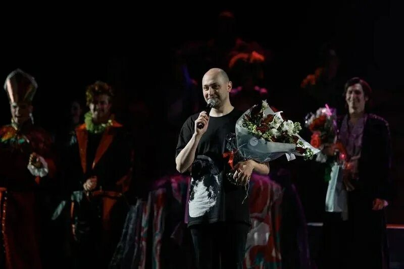 музыкальный театр шаляпина. зеркало шаляпина театр. мюзикл казанова. музыкальный театр шаляпина. музыкальный театр опера.