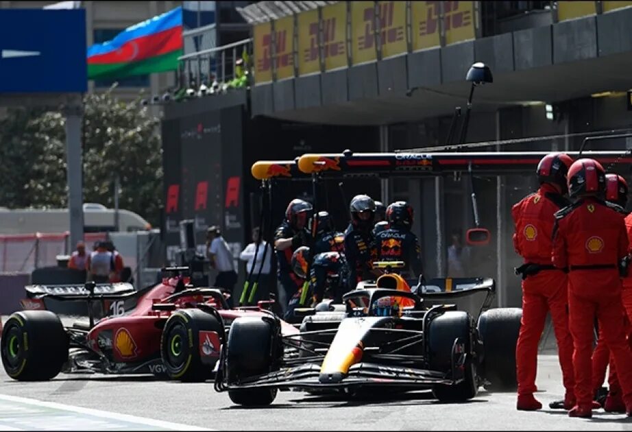 Самый быстрый пит стоп. Пит стоп ф1. Формула 1 пит стоп команда. Самый быстрый пит стоп. Пит стоп девушки.