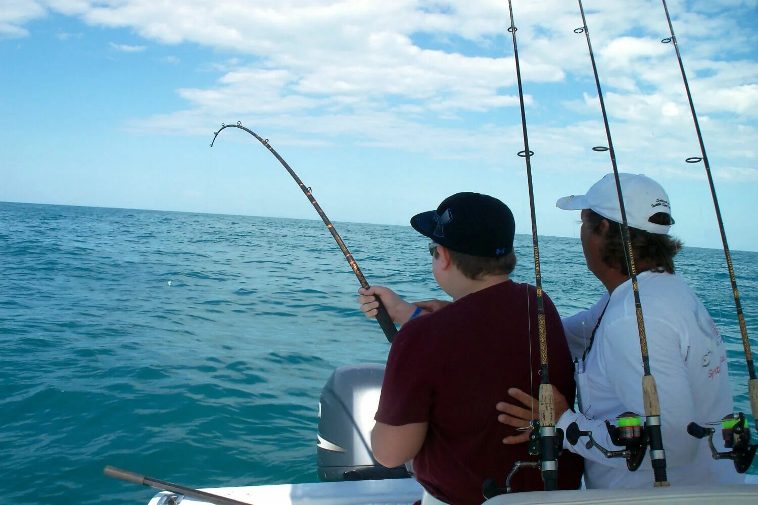 Рыбалка в открытом море. Tour fishing. Морская рыбалка в кемере. Tour fishing. Катера для морской рыбалки.