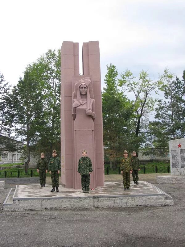 Село черниговское приморского края. Достопримечательности черниговка приморский край. черниговка черниговского района приморского края. скорбящая мать черниговка приморский край. поселок черниговка приморский край.