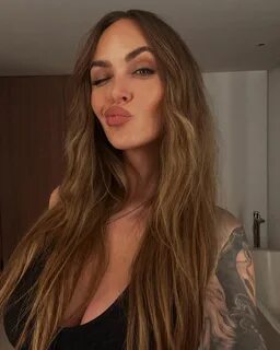 instagram.compChWG95iFza 