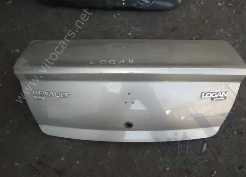 Крышка багажника на renault logan фаза 1. Крышка багажника logan tyg. Крышка багажника рено 8201040207. Крышка багажника рено логан фаза 2. Крышка багажника logan фаза 1.