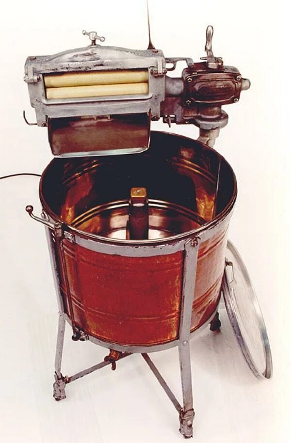 Российские стиральные машинки. Первая стиральная машина Уильяма Блэкстоуна. Стиральная машина BENDIX 1947. Стиральная машина МСО 25. Дж Кинг стиральная машина.