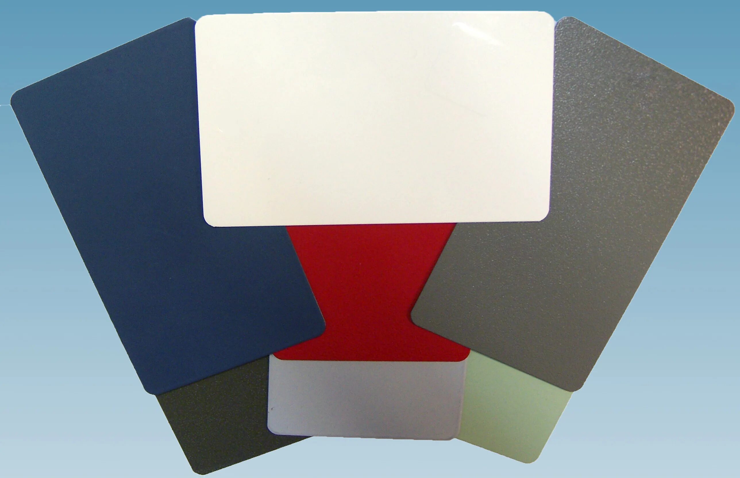 Полиэстер порошок. Полиэстерное порошковое покрытие белый. powder coated metal. powder coated steel.