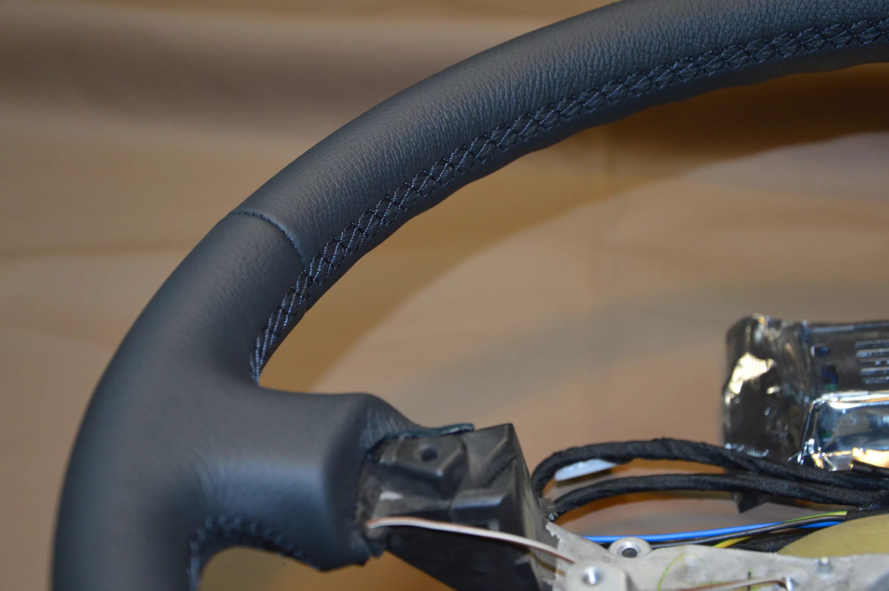 Теплопроводная нить для подогрева руля. Подогрев руля. Подогрев руля своими руками. Установочный комплект подогрева руля. Подогрев руля своими руками.