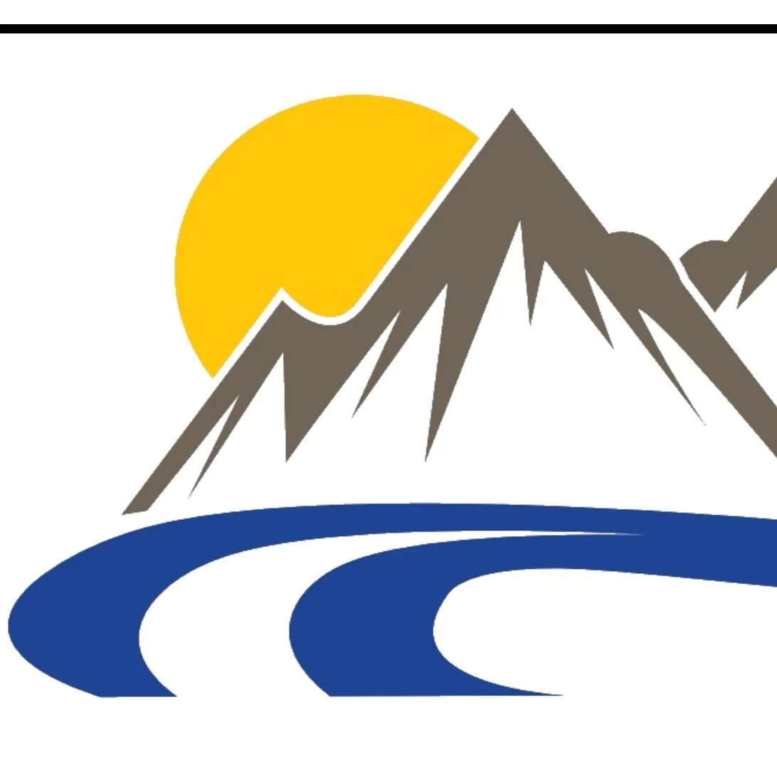 Эльбрус логотип. Гора Эльбрус логотип. Домбай эмблема. Эльбрус горнолыжный курорт логотип. Туристические эмблемы.