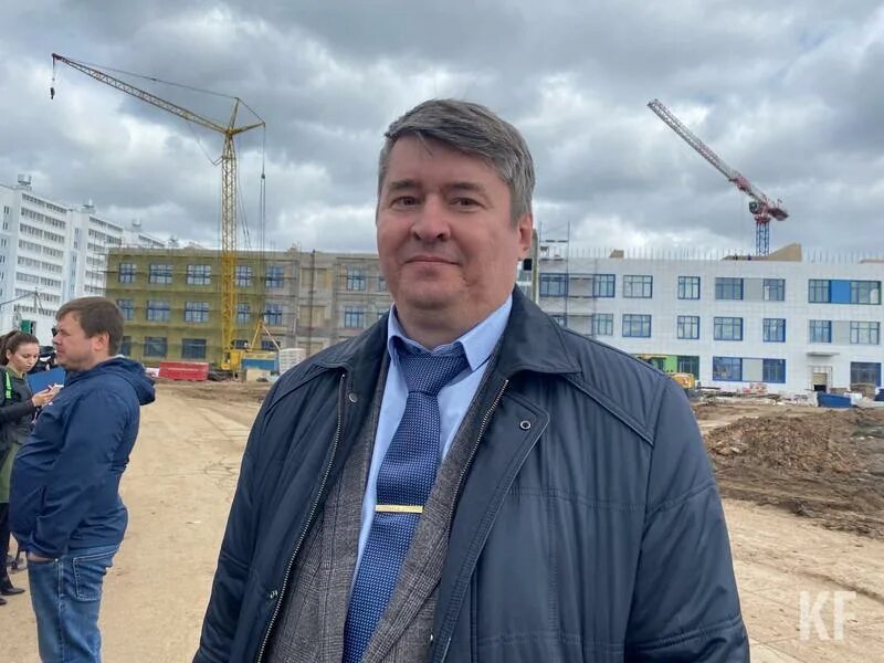 Школа в челнах директор. Хузин рустем ниязович набережные челны. новые школы набережные челны. школа 69 набережные челны новая. новая школа в набережных челнах.