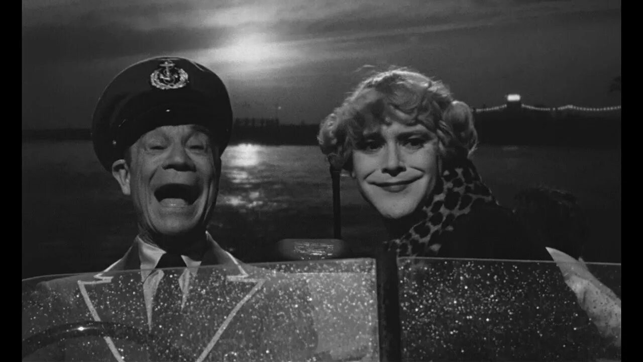 Feel some like. В джазе только девушки фильм 1959. Джек Леммон в джазе только девушки. В джазе только девушки Дафна. Джо э Браун в джазе только девушки.