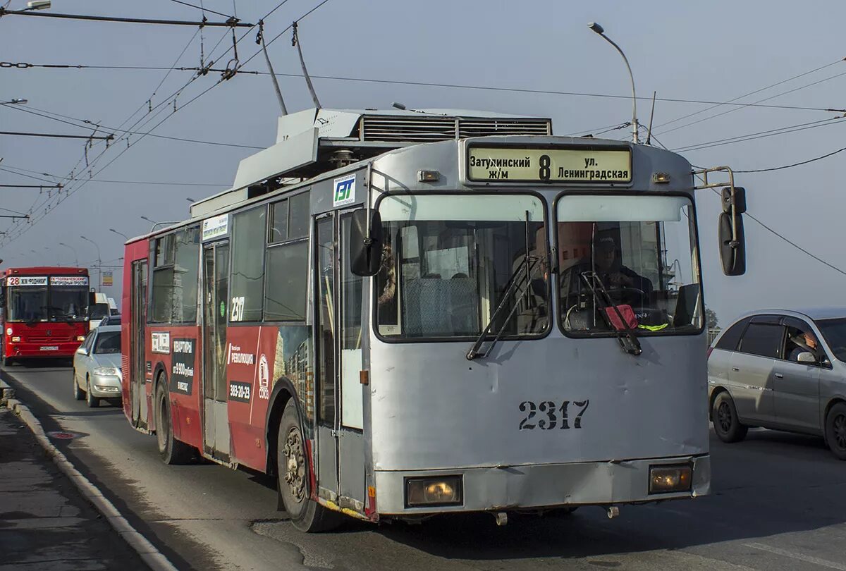 Сайт транспорт новосибирска. Троллейбус ст 682г Новосибирск. Троллейбусное депо Новосибирск. Троллейбусы депо Новосибирск. Троллейбус ст 682г 4015.