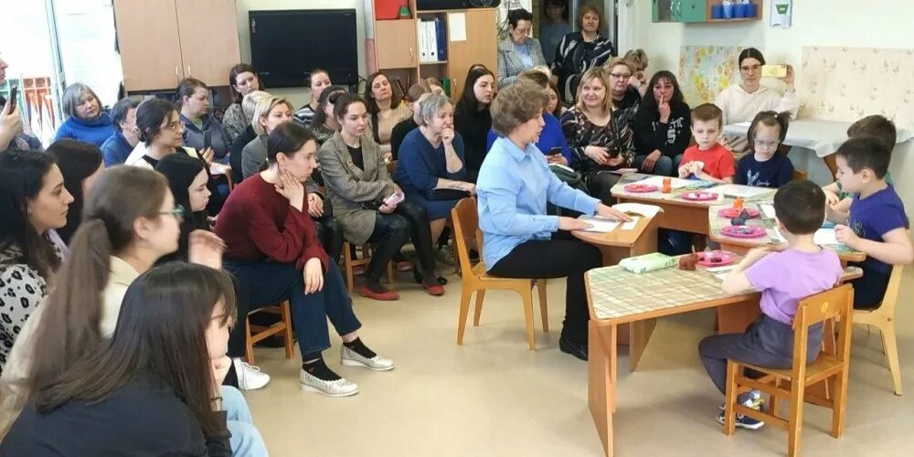 вакансии воспитатель фрунзенский