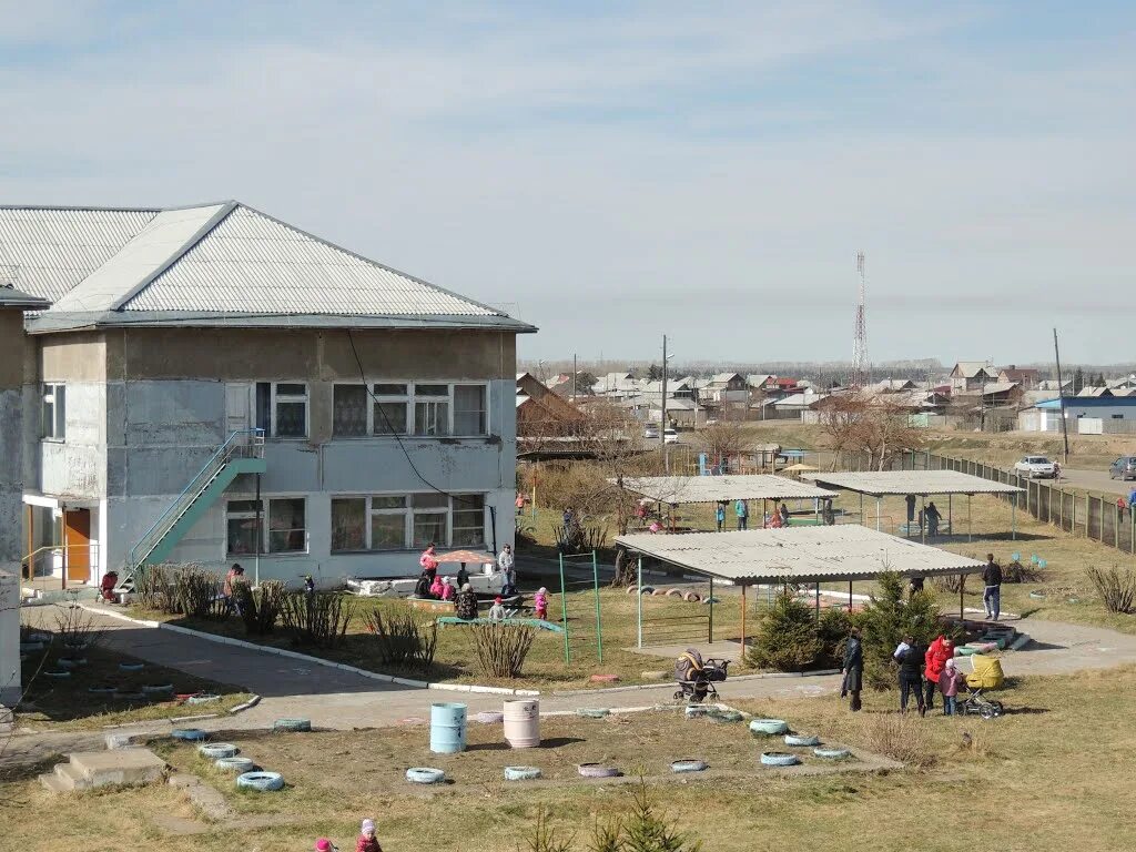 Погода каменск бурятия кабанский. Каменск Кабанский район. Детский сад Лесная сказка Каменск Бурятия. Каменск Бурятия. Поселок Каменск.