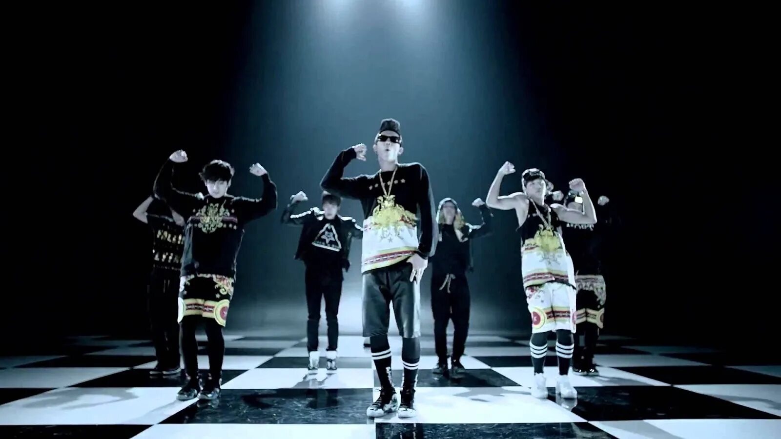 БТС Буллетпруф. БТС 2013 Bulletproof. БТС we are Bulletproof pt.2. BTS 2013 we are Bulletproof. Bts mv