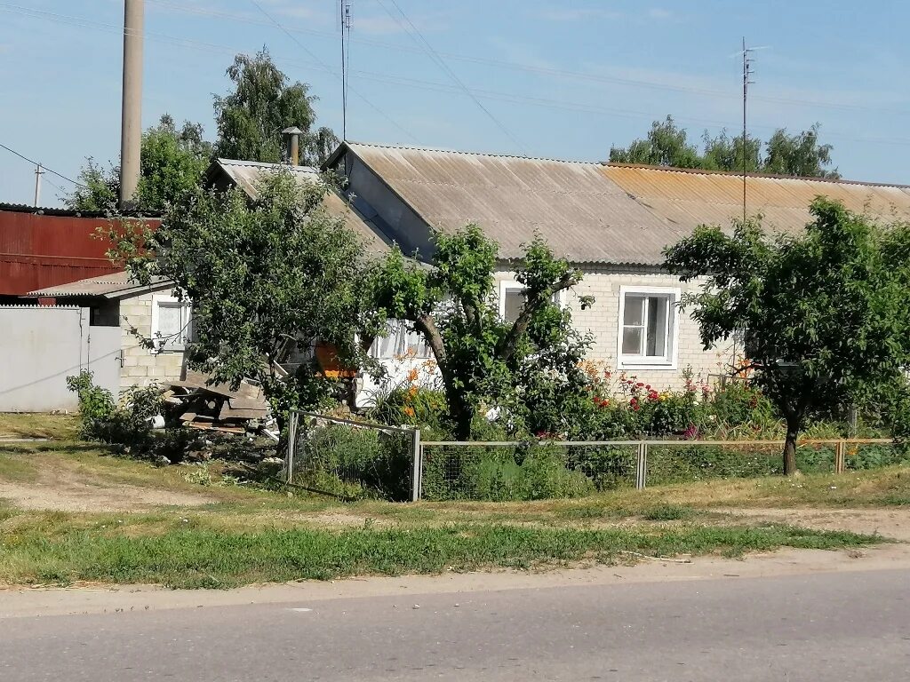 Погода в хлевном на 14 дней. Хлевенский район. Донские вести Хлевное происшествия. Донские вести Дмитряшевка. Липецк село Хлевное улица Ленинская 128.