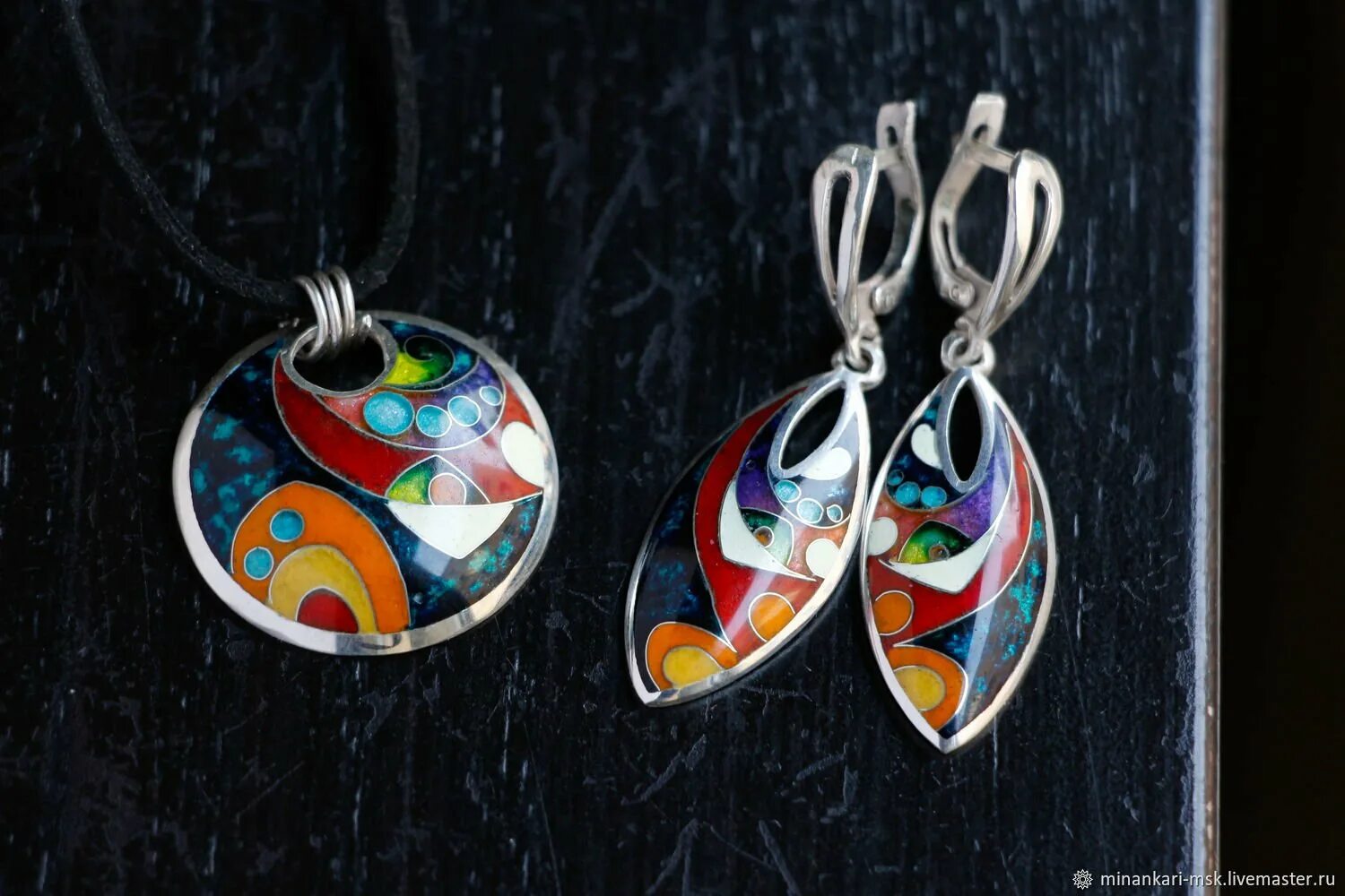 Минанкари. Минанкари. Грузия эмаль минанкари. Перегородчатая эмаль грузия. Грузинское серебро минанкари.