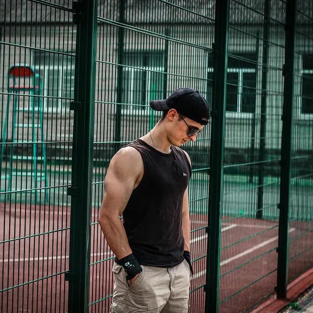 Max on. Max on
