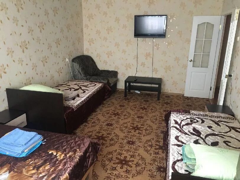 Снять квартиру поселок новый. Квартира на сутки володарского посёлок. володарского синят квартира. квартира на сутки москва 1000 рублей на володарского. квартиру поселок валадарка синимат.