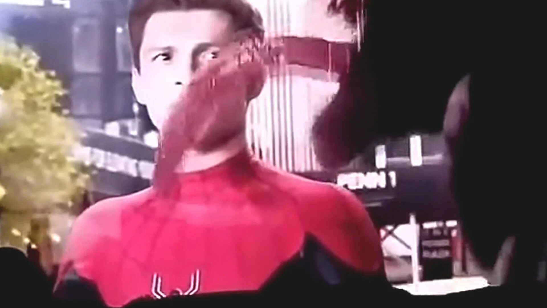 Человек паук сцена после титров