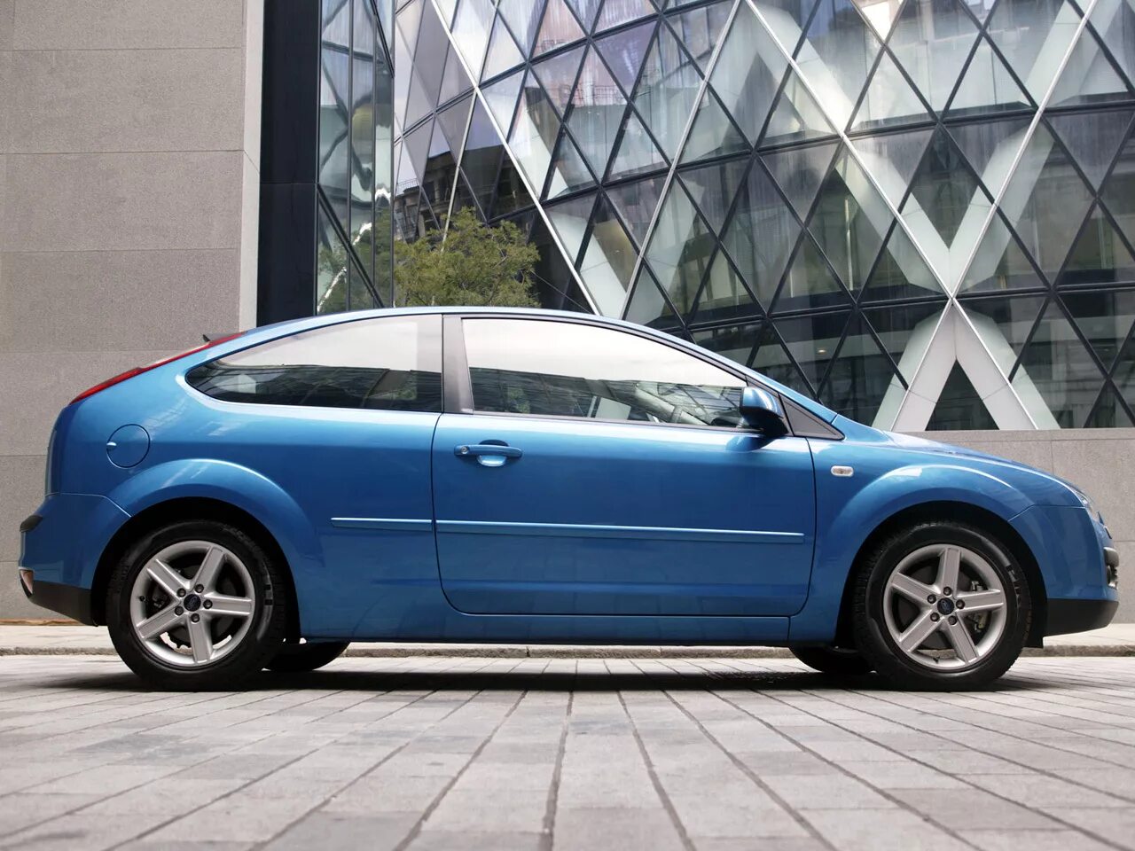 Форд фокус хэтчбек 3 двери. Ford focus hatchback 2008 3 doors. Ford focus hatchback 2008 3 doors. Ford focus st (mk2) 2006. Форд фокус хэтчбек 3 двери.