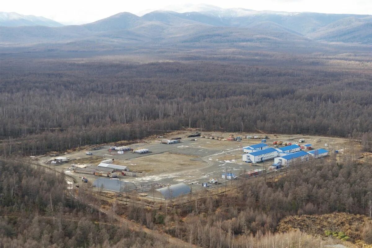 Кутынское месторождение хабаровский край на карте. Артель старателей амур золото. Месторождение светлое хабаровский край. Правоурмийское месторождение олова на карте. Полезные ископаемые хабаровского края карта.