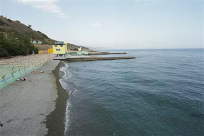 Алушта санаторий славутич пляж фото Отзыв о Санаторий "Славутич" (Крым, Алушта) средний уровень сервиса, а вот море