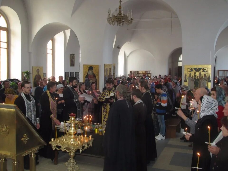 таинство елеопомазания. соборование священника. елеосвящение соборование 7 священников. соборование таинство христианство. елеопомазание соборование.