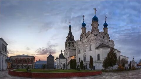 Городские святые
