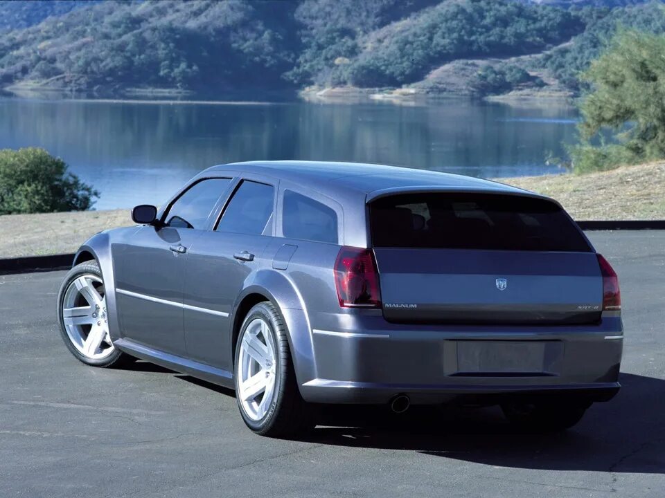 Dodge magnum универсал. Dodge универсал. Dodge универсал. Dodge magnum srt8. Dodge универсал.