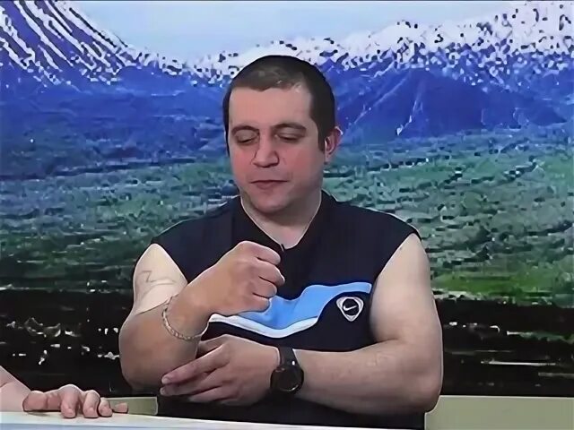 Армянски час