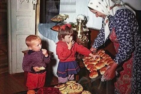 Внучок в гостях у бабушки