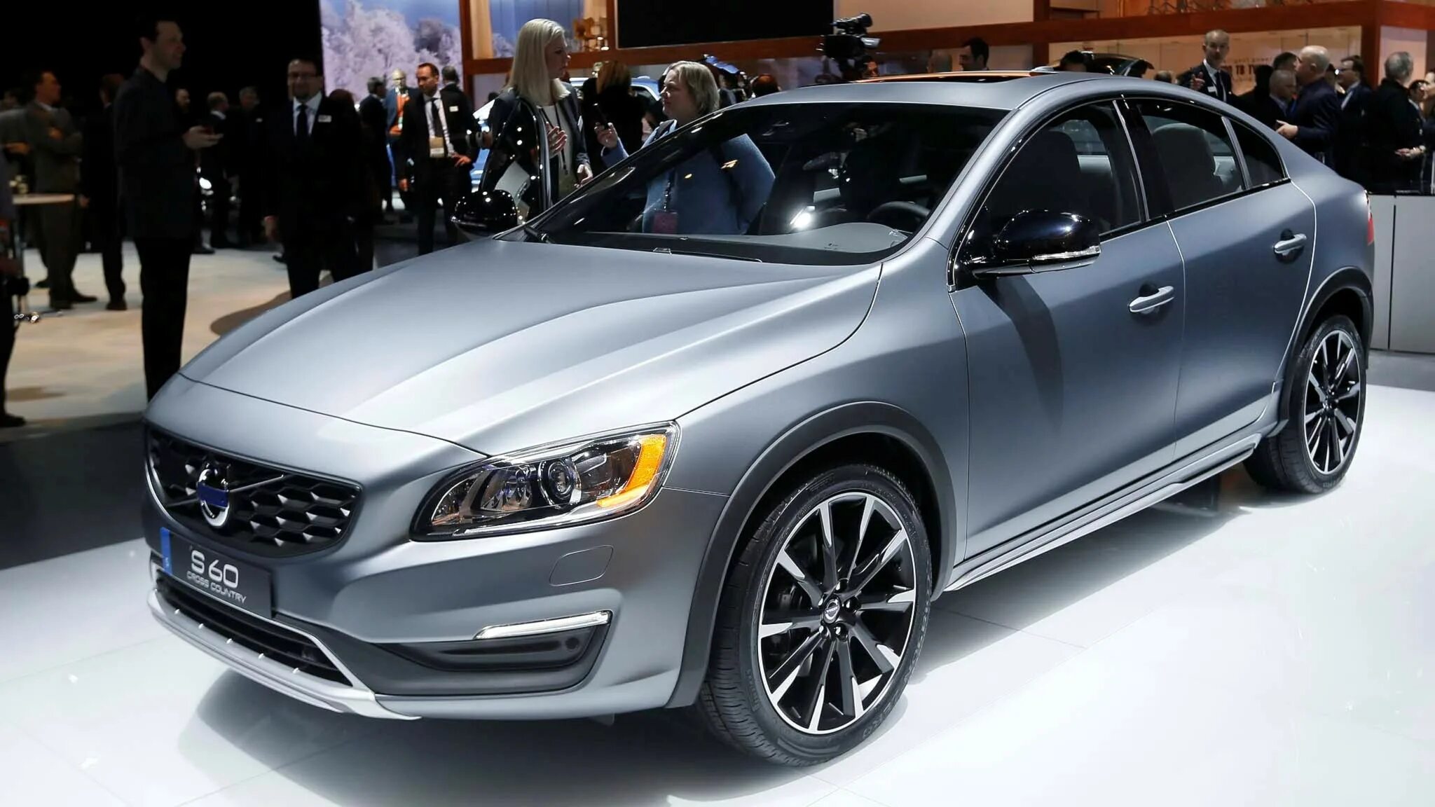 Volvo s60 Cross Country. Вольво v60 седан. Вольво s60 универсал 2015. Volvo s60 2022.