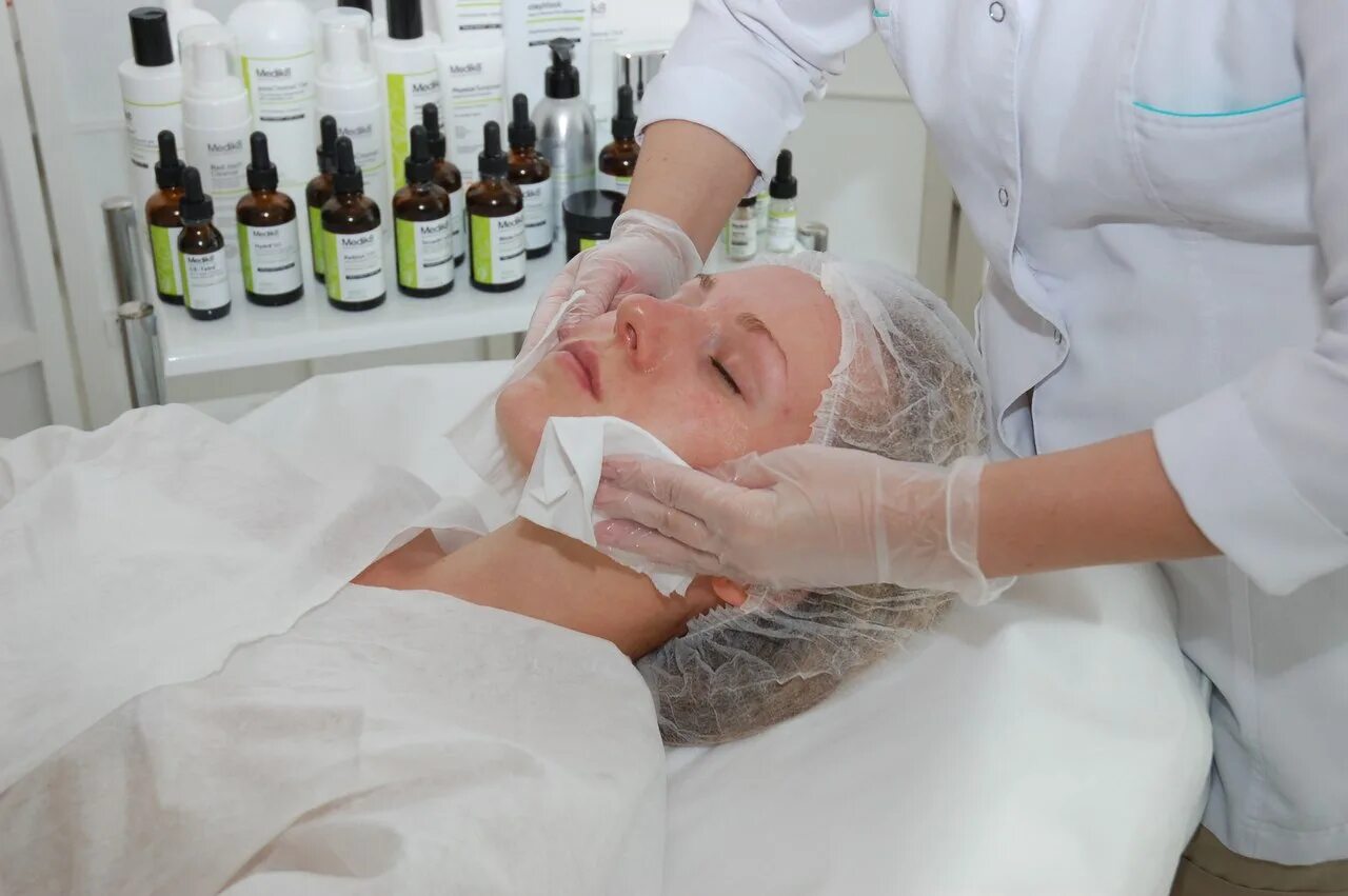 Кислотный пилинг белита. Косметический пилинг. Профессиональная косметика для лица. Химический пилинг. Лучшие домашние пилинги для лица.